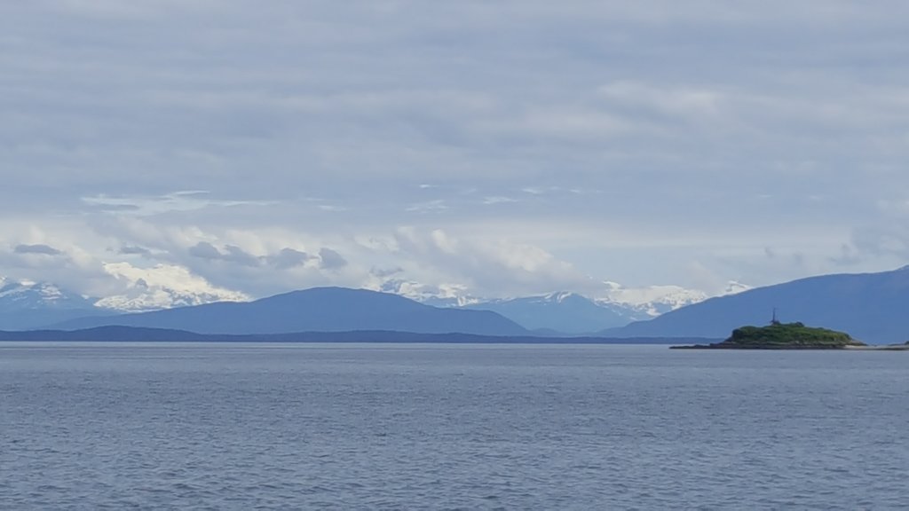 icystraitpointhoonahwhalewatching20.jpg